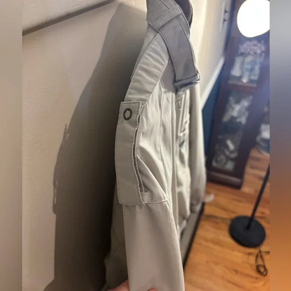 Members Only Vintage Beige Full Zip Up Jacket, Size Small (Unisex) - Picture 5 of 11